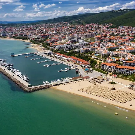 Apartamento Olive Luxury Few Steps Away From The Sandy Sveti Vlas