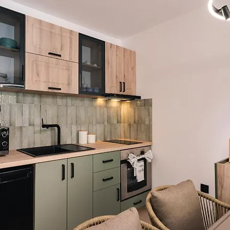 Olive Luxury Few Steps Away From The Sandy Apartamento Sveti Vlas