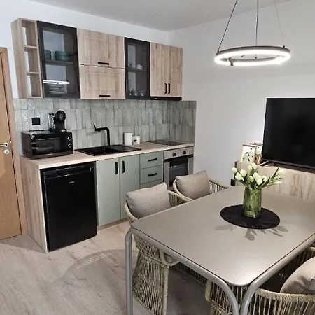 Apartamento Olive Luxury Few Steps Away From The Sandy Sveti Vlas