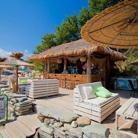 Olive Luxury Few Steps Away From The Sandy Апартамент