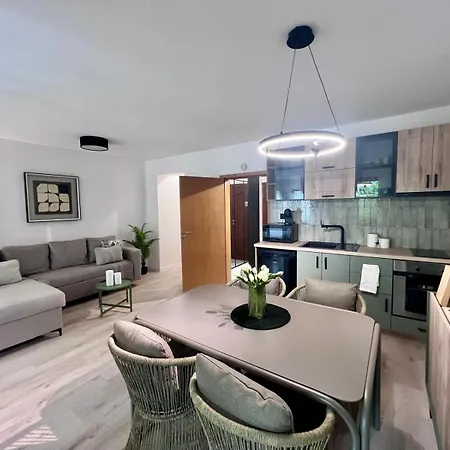 Olive Luxury Few Steps Away From The Sandy *