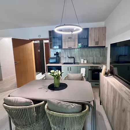 Olive Luxury Few Steps Away From The Sandy Apartamento